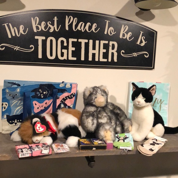 Cat Lovers Bundle plush cats tote bag socks - Picture 1 of 16